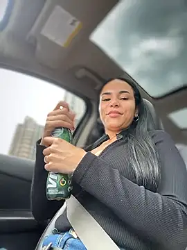 Snapshot of Naatalia chatting on 01.10.26 Naatalia online show from 01.10.26