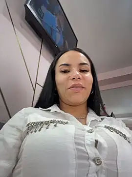 Snapshot of Naatalia chatting on 02.26.26 Naatalia online show from 02.26.26