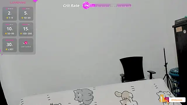 Snapshot of Naoko_7w7 chatting on 10.17.25 Naoko 7w7 online show from 10.17.25