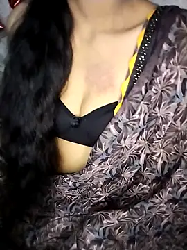 Snapshot of bbw-rupaa chatting on 02.23.25 bbw-rupaa online show from 02.23.25