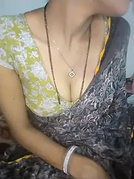 Snapshot of bbw-rupaa chatting on 03.22.25 bbw-rupaa online show from 03.22.25