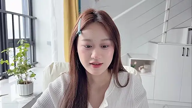 Snapshot of Cassie-20 chatting on 10.23.25 Cassie-20 online show from 10.23.25