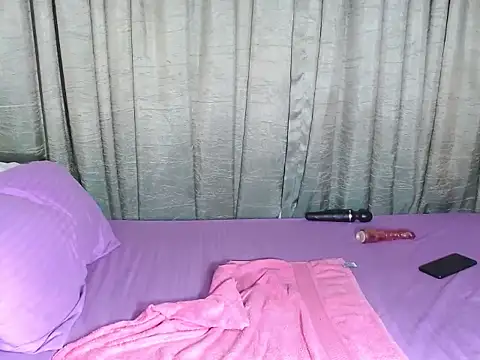 Snapshot of FunHotAssx97 chatting on 02.28.25 FunHotAssx97 online show from 02.28.25