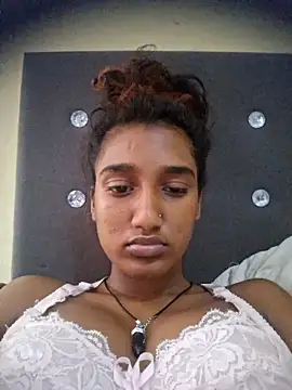 indianpink lips online show from 02.21.26