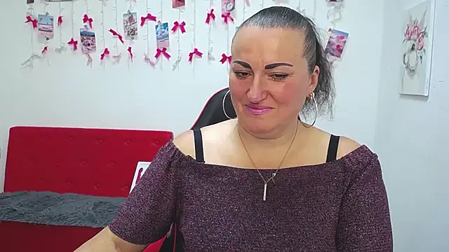 DianaMGG online show from 06.01.26