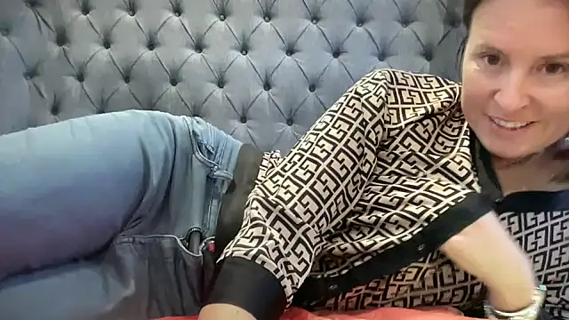 eatmypie69 online show from 11.07.25