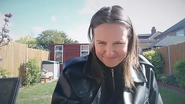 eatmypie69 online show from 04.21.26