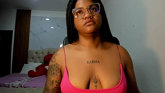 ZahraRose online show from 02.13.26