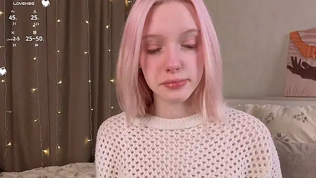 EdlaHewell online show from 02.02.26