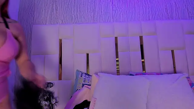 hillary uckerman  online show from 04.02.26