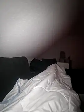 Snapshot of DerechteJunge chatting on 02.15.26 DerechteJunge online show from 02.15.26