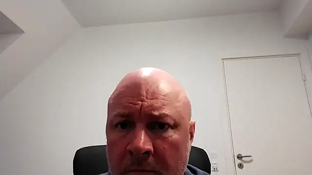 Snapshot of Lucifer29cm chatting on 03.03.25 Lucifer29cm online show from 03.03.25