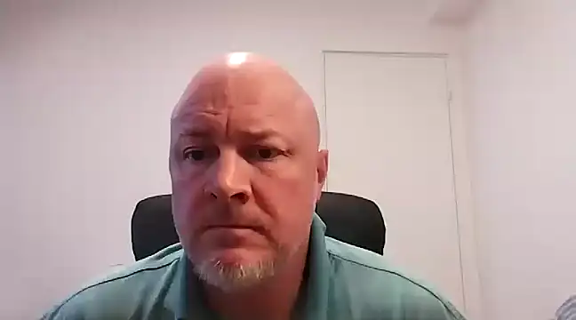 Snapshot of Lucifer29cm chatting on 03.06.25 Lucifer29cm online show from 03.06.25