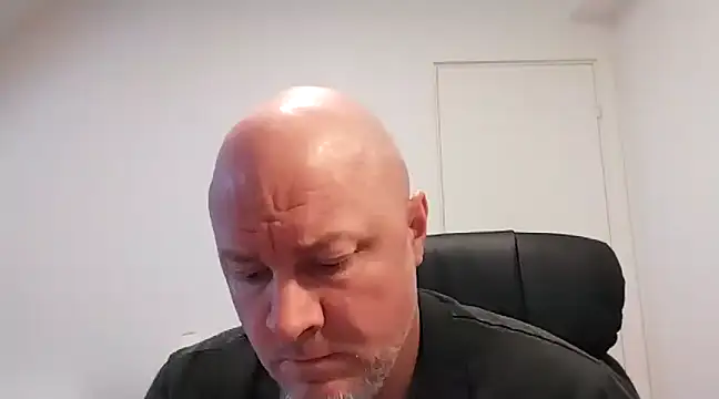 Snapshot of Lucifer29cm chatting on 03.07.25 Lucifer29cm online show from 03.07.25