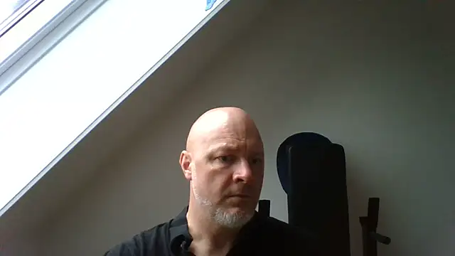 Snapshot of Lucifer29cm chatting on 09.18.25 Lucifer29cm online show from 09.18.25