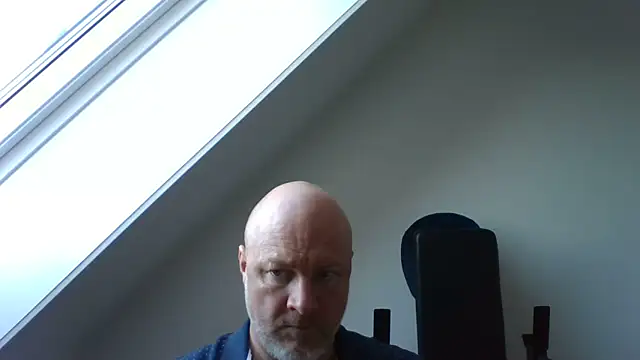 Snapshot of Lucifer29cm chatting on 09.26.25 Lucifer29cm online show from 09.26.25