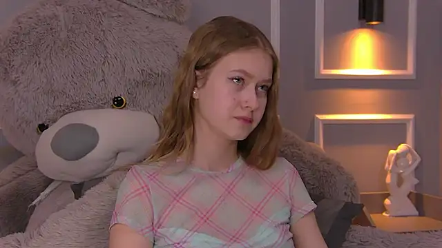 EveMundie online show from 03.02.25