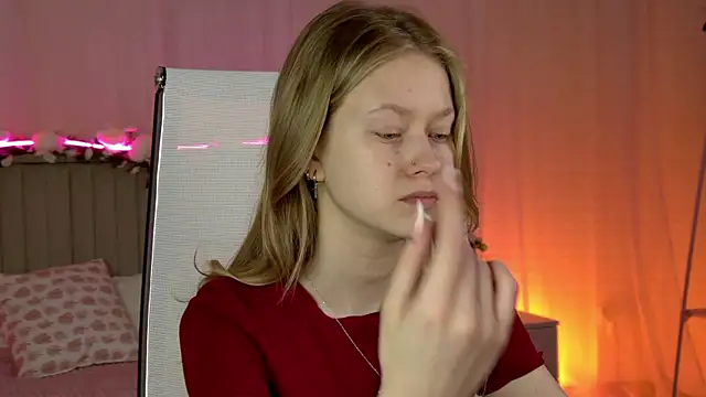 EveMundie online show from 04.20.26