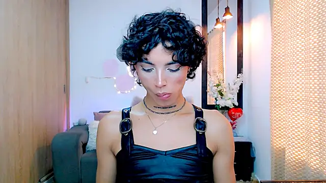 Snapshot of nilam_valker chatting on 03.08.25 nilam valker online show from 03.08.25