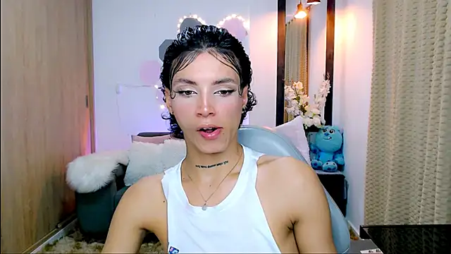 Snapshot of nilam_valker chatting on 03.23.25 nilam valker online show from 03.23.25