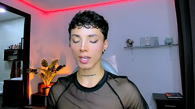 Snapshot of nilam_valker chatting on 10.03.25 nilam valker online show from 10.03.25