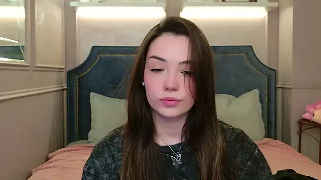 Alice Deleon online show from 04.15.26