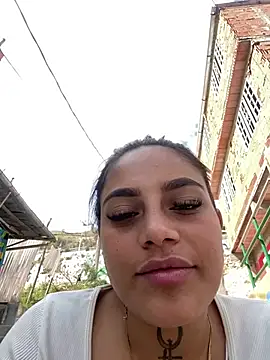 Snapshot of Emily_sharlot chatting on 02.15.26 Emily sharlot online show from 02.15.26