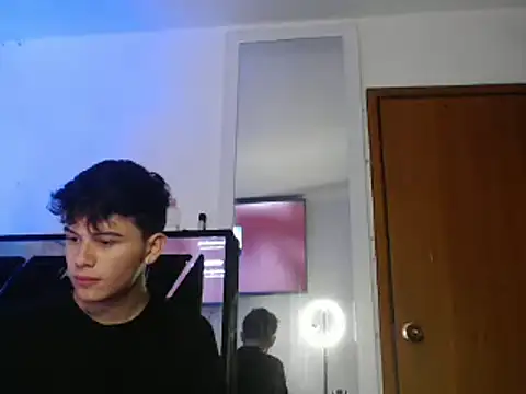 Smith boy 25 online show from 02.22.25