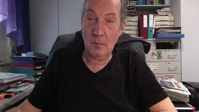 HMStraps01 online show from 02.26.25