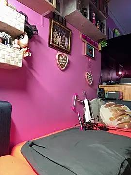 sexymelli18 online show from 12.02.25