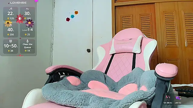 Peach Rose  online show from 02.10.26