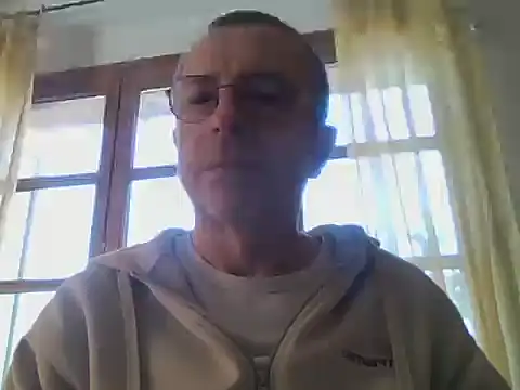 Snapshot of Xavspank2 chatting on 04.06.26 Xavspank2 online show from 04.06.26