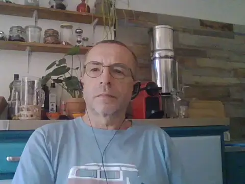 Snapshot of Xavspank2 chatting on 06.15.26 Xavspank2 online show from 06.15.26