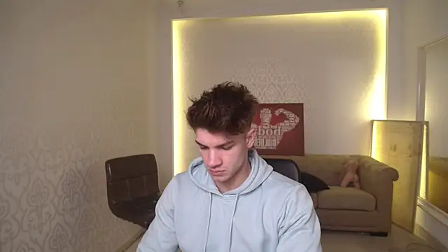 MaxKaiden online show from 03.07.25