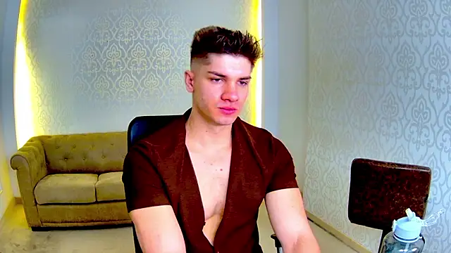 MaxKaiden online show from 02.27.26