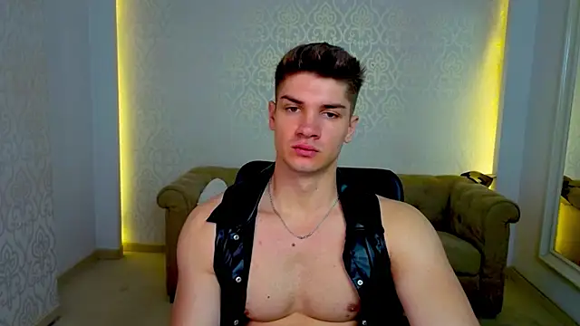 MaxKaiden online show from 05.13.26