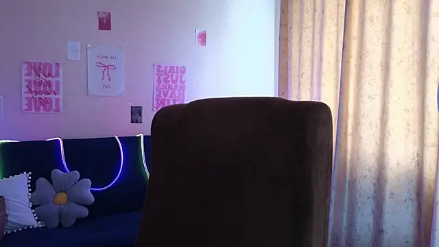 Sandra Snowflake online show from 05.12.26