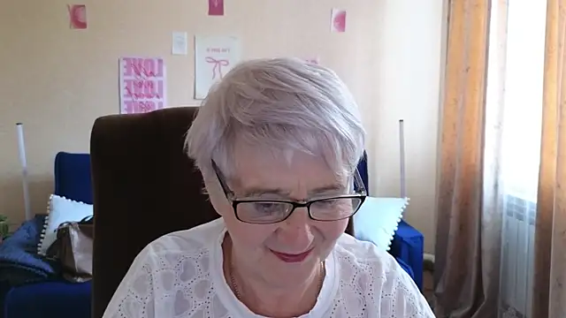Sandra Snowflake online show from 05.19.26