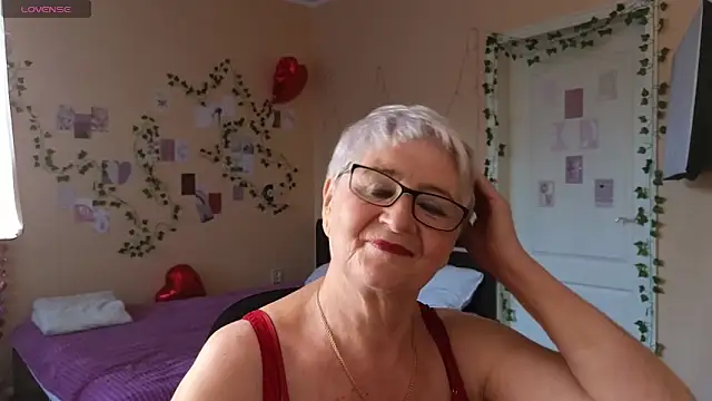 Sandra Snowflake online show from 06.03.26