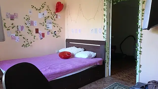 Sandra Snowflake online show from 06.08.26
