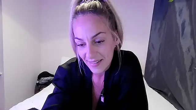 Edenfox- online show from 09.19.25