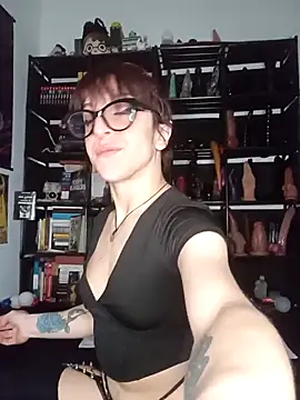 MirianaB online show from 12.15.25