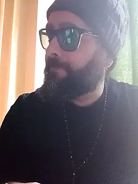 Snapshot of serpensy chatting on 03.17.25 serpensy online show from 03.17.25