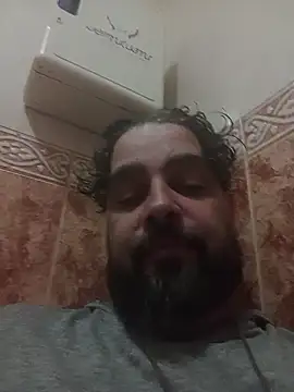 Snapshot of serpensy chatting on 09.25.25 serpensy online show from 09.25.25