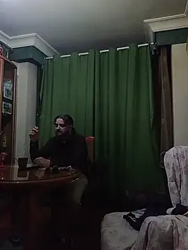 Snapshot of serpensy chatting on 09.27.25 serpensy online show from 09.27.25