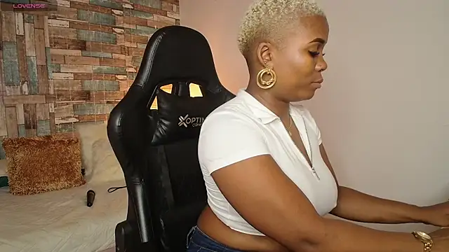 DashaSousaa online show from 04.16.26