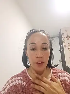 Snapshot of Coeur_de_luxure chatting on 01.18.26 Coeur de luxure online show from 01.18.26