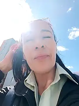 Snapshot of Coeur_de_luxure chatting on 01.18.26 Coeur de luxure online show from 01.18.26