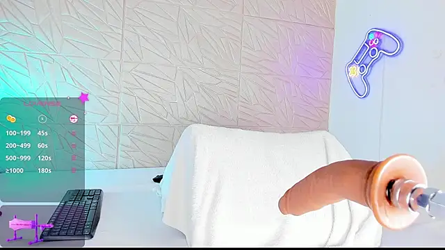 Snapshot of antonella_jae chatting on 03.14.25 antonella jae online show from 03.14.25