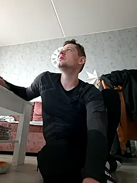 VickyDevilEU online show from 12.03.25